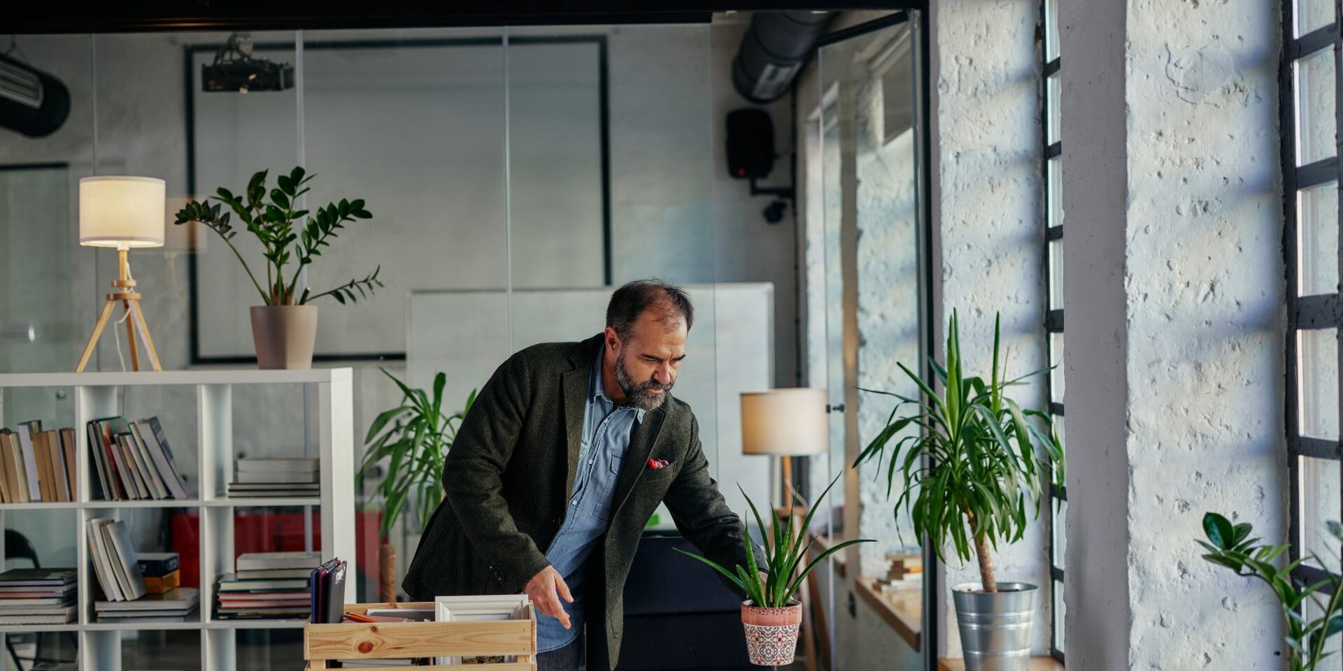 Return to Office: How to Remote Top Performers Back Into the Office and Boost Operational Efficiency